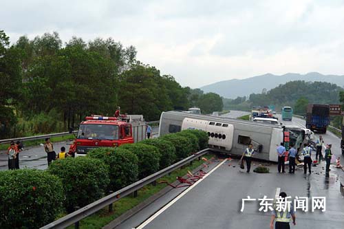 廣東車禍最新消息，事故現(xiàn)場(chǎng)、救援進(jìn)展及影響全面解析